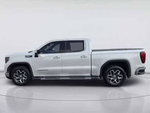 Used 2024 GMC Sierra 1500 SLT RWD image 5