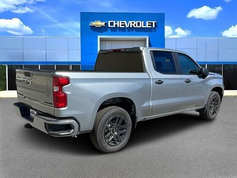 New 2026 Chevrolet Silverado 1500 Custom w/ LPO, Dark Essentials Package image 3