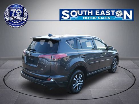 Used 2018 Toyota RAV4 LE w/ All Weather Liner Package AWD/4WD image 6