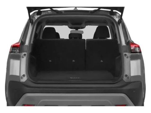 Used 2021 Nissan Rogue SV FWD image 14