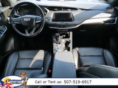 Used 2020 Cadillac XT4 Premium Luxury image 12