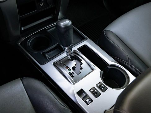 Used 2021 Toyota 4Runner SR5 Premium image 11