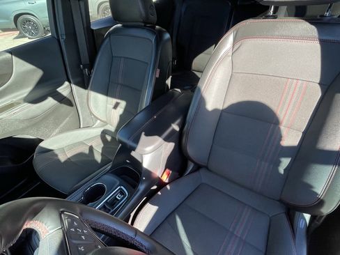 Used 2024 Chevrolet Equinox RS image 21