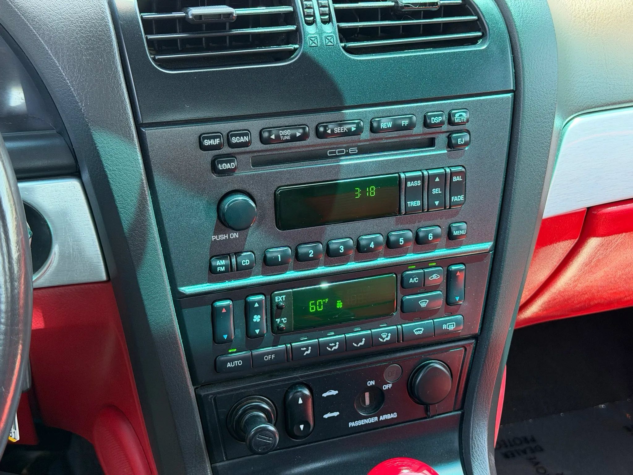 Used 2002 Ford Thunderbird RWD image 12