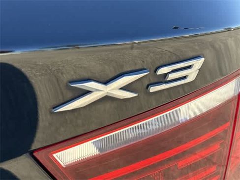 Used 2017 BMW X3 sDrive28i image 5