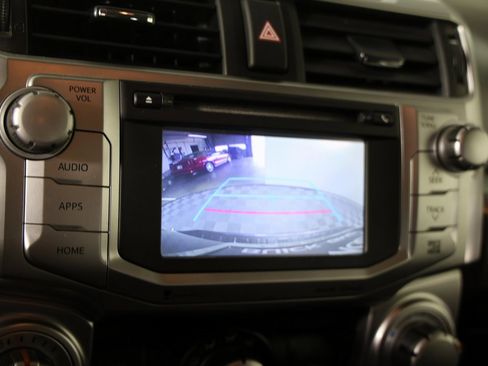 Used 2016 Toyota 4Runner SR5 image 21