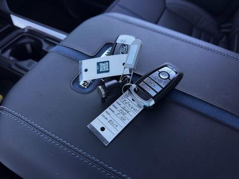 New 2026 Ford F250 Platinum image 80