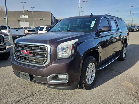 Used 2016 GMC Yukon XL SLT w/ Open Road Package image 8