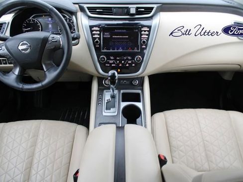 Used 2021 Nissan Murano Platinum w/ Cargo Package image 16