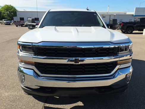 Used 2018 Chevrolet Silverado 1500 LT w/ All Star Edition AWD/4WD image 3