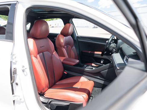 Used 2022 Kia K5 GT-Line w/ GT-Line FWD Premium Package image 19