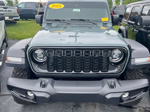 Certified 2025 Jeep Wrangler Unlimited Sport AWD/4WD image 2