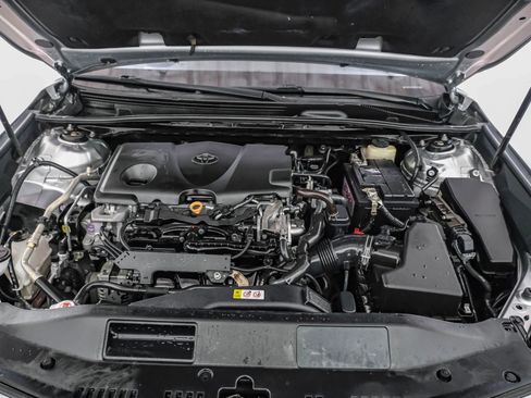 Used 2018 Toyota Camry SE FWD image 42