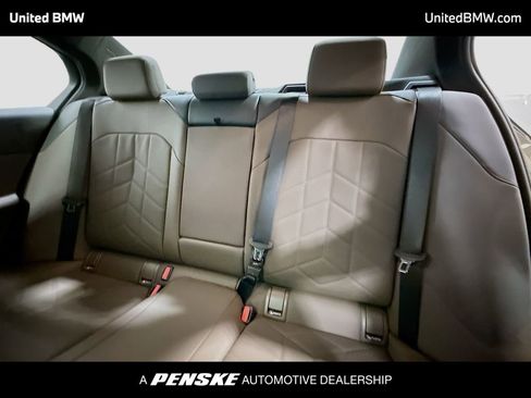 New 2026 BMW i5 eDrive40 image 13