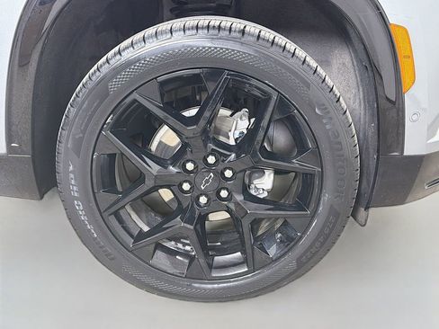 Used 2024 Chevrolet Traverse RS w/ LPO, Floor Liner Package FWD image 30