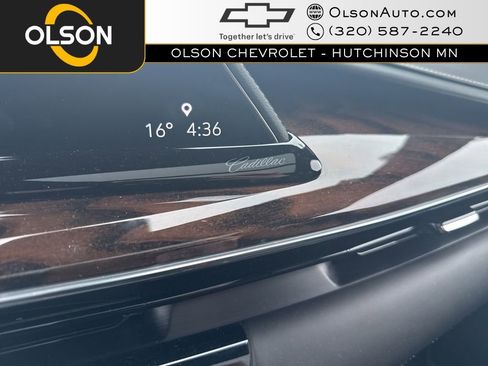 Used 2022 Cadillac Escalade ESV Premium Luxury Platinum image 25