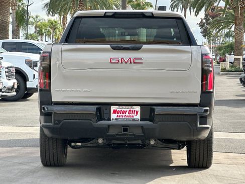 New 2026 GMC Sierra EV Elevation AWD/4WD image 5