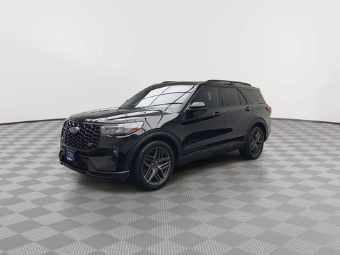 Used 2025 Ford Explorer ST AWD/4WD image 43