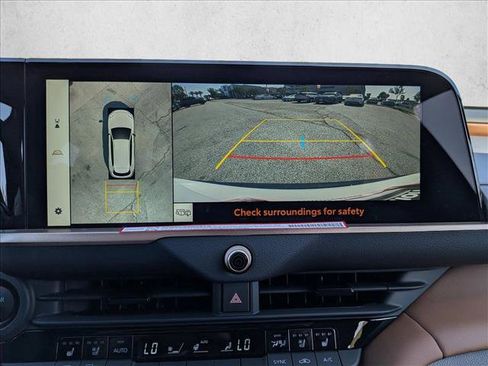 New 2026 Toyota Crown Signia AWD/4WD image 13