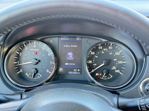 Used 2018 Nissan Rogue SV AWD/4WD image 68