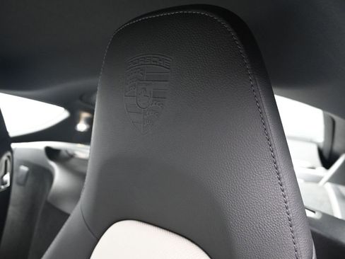 Used 2025 Porsche 718 Cayman S image 17