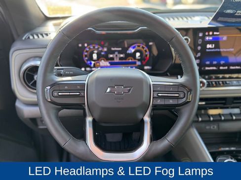 Used 2025 Chevrolet Colorado ZR2 w/ Technology Package image 13