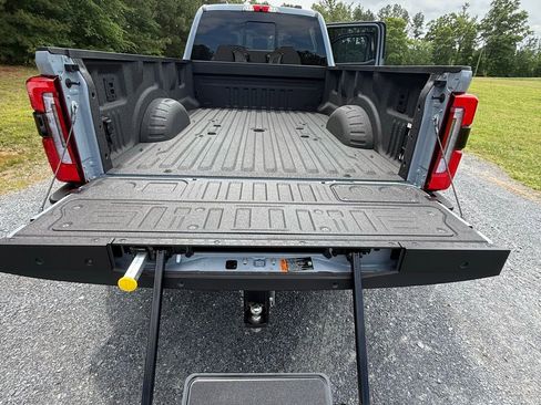Used 2024 Ford F450 Platinum AWD/4WD image 5