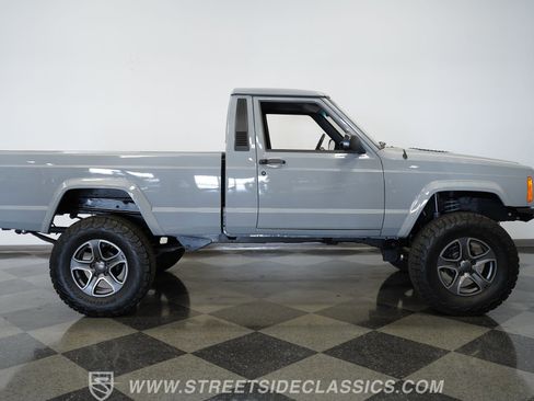 Used 1990 Jeep Comanche Pioneer image 14