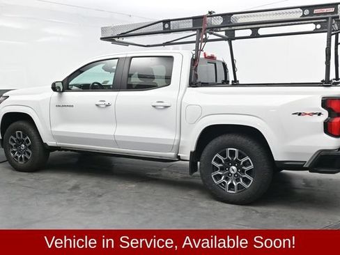Used 2024 Chevrolet Colorado Z71 w/ Advanced Trailering Package AWD/4WD image 4