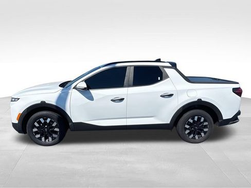 Used 2025 Hyundai Santa Cruz SEL AWD/4WD image 5