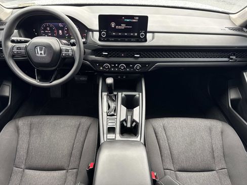 Certified 2023 Honda Accord EX image 9