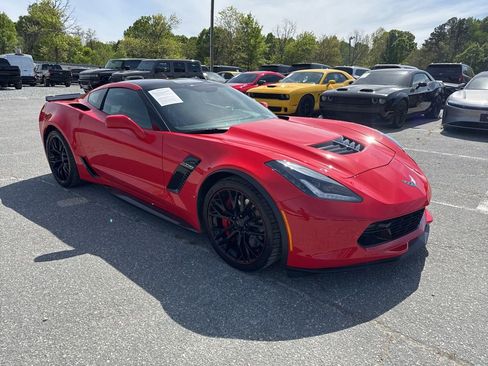 Used 2019 Chevrolet Corvette Z06 image 7
