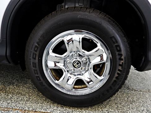 Used 2015 Honda CR-V LX image 19