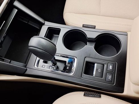 Used 2019 Subaru Outback 2.5i Limited image 24