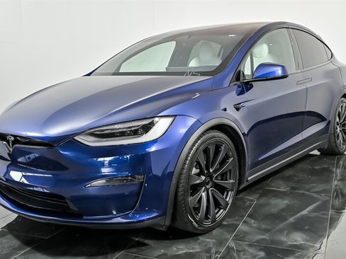 Used 2023 Tesla Model X AWD/4WD image 5