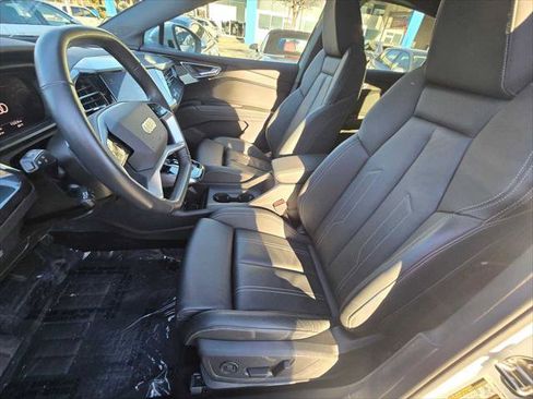 Used 2024 Audi Q4 e-tron Prestige w/ Black Optic Plus Package image 24