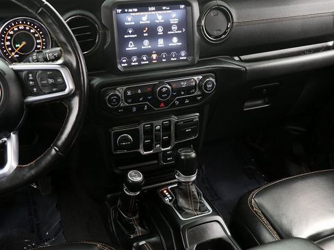 Used 2021 Jeep Wrangler Unlimited Sahara image 16