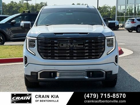 Used 2023 GMC Sierra 1500 Denali Ultimate AWD/4WD image 2