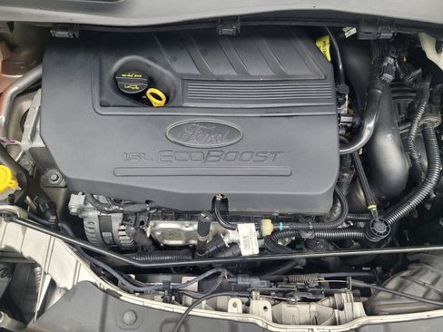 Used 2017 Ford Escape Titanium image 30