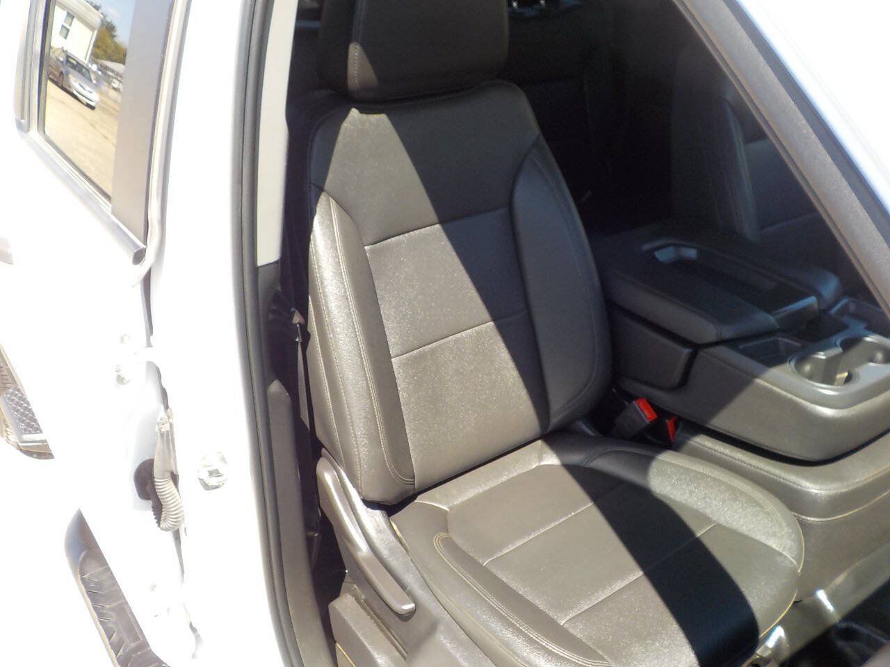 Used 2023 Chevrolet Silverado 2500 W/T w/ WT Fleet Convenience Package AWD/4WD image 28