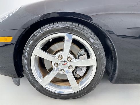 Used 2009 Chevrolet Corvette Convertible w/ Preferred Equipment Group RWD image 27