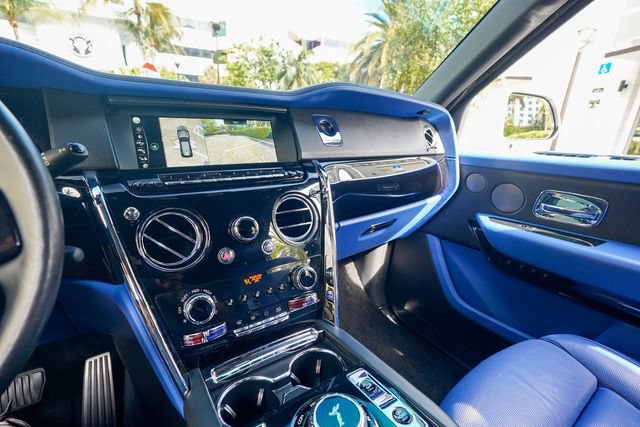 Used 2022 Rolls-Royce Cullinan AWD/4WD image 52