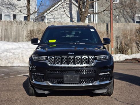 Used 2022 Jeep Grand Cherokee L Summit w/ Luxury Tech Group V image 9