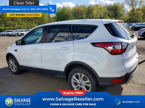 Used 2017 Ford Escape SE FWD image 3