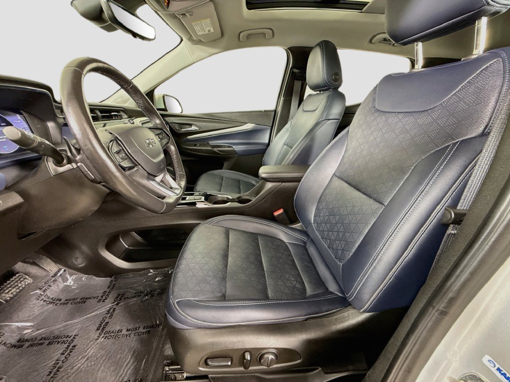 Used 2022 Chevrolet Bolt EUV Premier w/ Sun & Sound Package FWD image 23