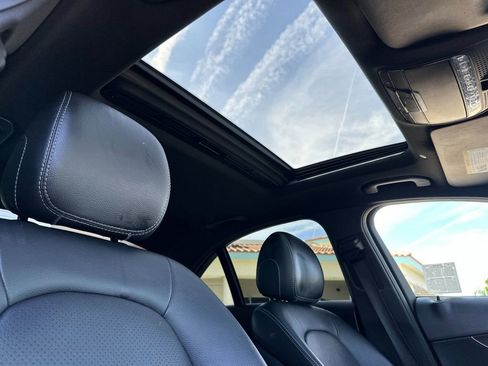 Used 2019 Mercedes-Benz C 300 Sedan image 15