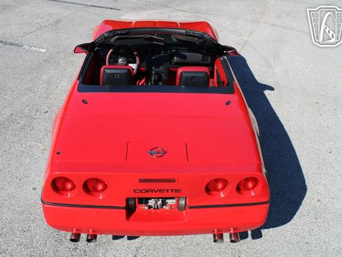 Used 1989 Chevrolet Corvette Convertible image 25