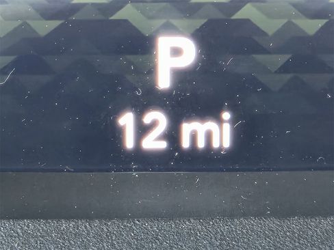 New 2025 Jeep Gladiator Rubicon w/ Convenience Group image 17