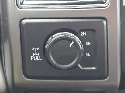 Used 2020 Ford F150 XLT w/ Equipment Group 302A Luxury image 9