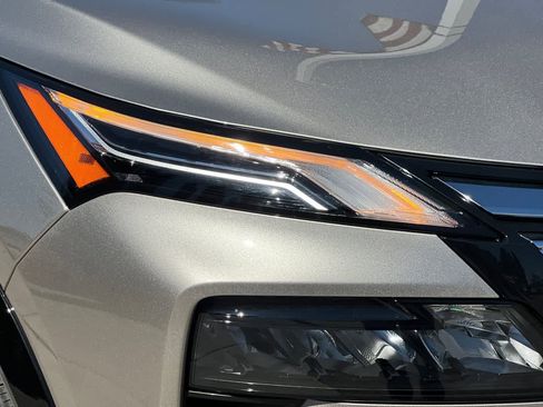 New 2026 Nissan Rogue Platinum AWD/4WD image 35